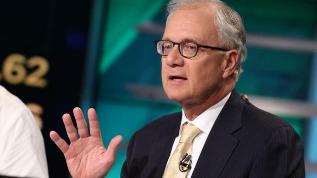 Ed Yardeni cuts recession odds, raises S&P 500 target back up to 6,500