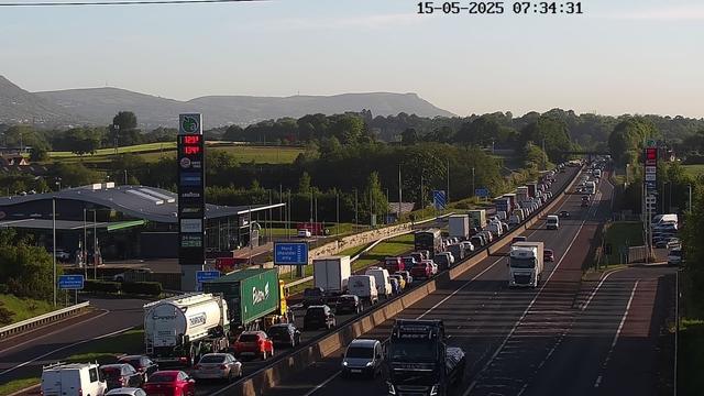 M1 Applegreen Belfast Bound: Collision and tailbacks (traffic using hard shoulder to pass)