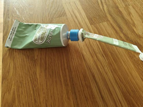 The two tubes connected via the adapter.