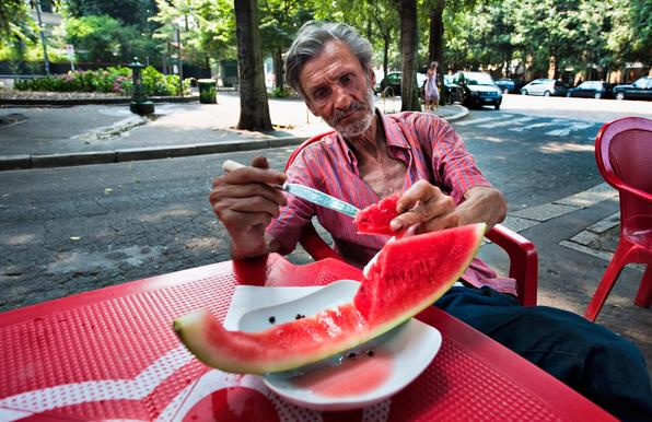 Beating the Milan heat one slice at a time 🍉 A quiet corner, red chairs, and the simple joy of watermelon under the trees. 

Shot on Leica....what else....


#MilanStreets #SummerInMilan #StreetPhotography #LeicaCamera #LeicaM10 #EverydayLife #DocumentaryPhotography #WatermelonMoments #LeicaLove #StreetPortrait #ItalianSummer #HeatwaveDays #LifeOnTheStreets #LeicaMasters #VisualStorytelling