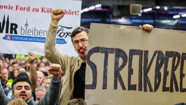 Bei Ford Köln drohen unbefristete Streiks