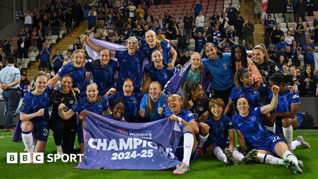 Chelsea women celebrate