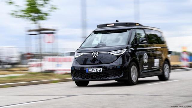 A black VW ID.Buzz AD electric minivan. |Image: Lukas Barth/Reuters