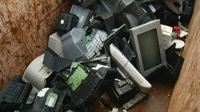 E-Waste-Race: Schulen in Kiel sammeln mit Wettlauf-Aktion Elektroschrott