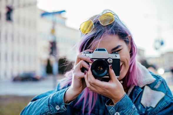 5 ChatGPT Prompts That Help Teens Build $100-A-Day Businesses