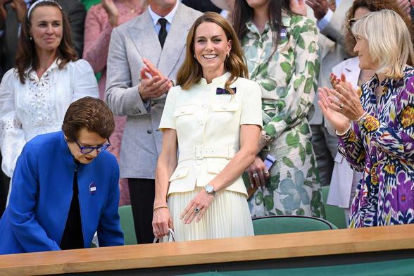 Kate Middleton Receives Emotional Standing Ovation at Wimbledon