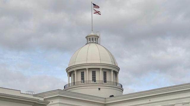 Alabama Securities Commission investigating Ponzi scheme that gave to state campaigns
