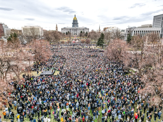 30,000 people at Bernie and AOC rally in Denver