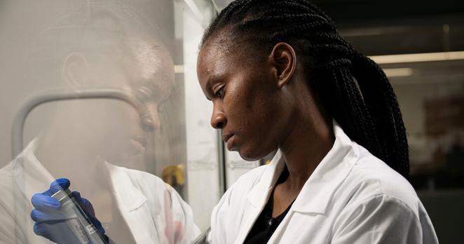 Margaret Taiwo, a doctoral student in chemistry from Nigeria, conducts research into forever chemicals in the environment, specifically freshwater fish. Michael Pierce/Missouri S&T