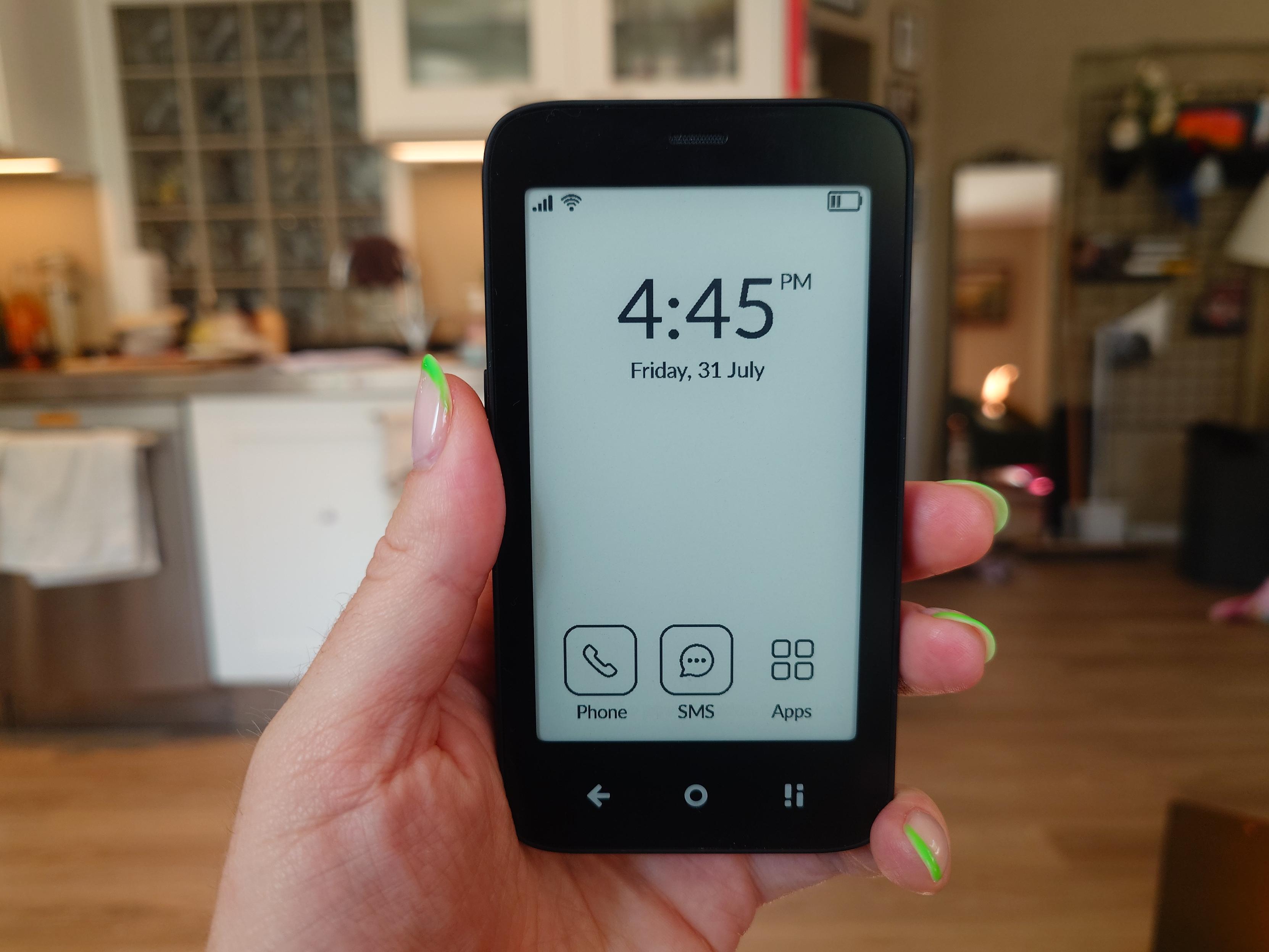 A photo of a Mudita Kompakt phone