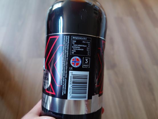 All the product details on the back of the product, together with a second Made In Norway badge with Norwegian flag.