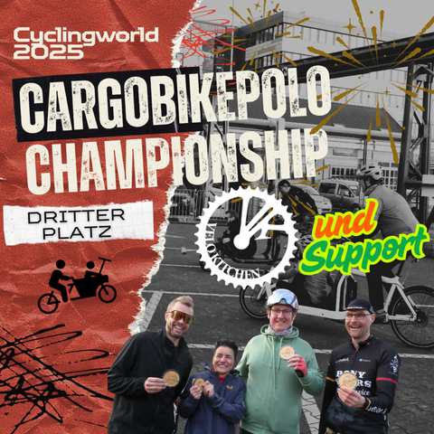 Bildcollage mit vier Personen, die jeweils eine Holzmedaille in die Kamera halten, ein Hintergrundbild mit Lastenrad und Text Cyclingworld 2025, Cargobikepolo Championship, Dritter Platz, Velokitchen und Support