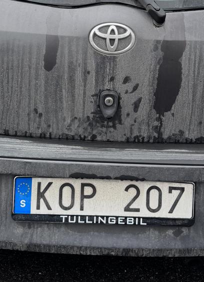 Bilskilt som sier Kop og kommer fra Tullingebil