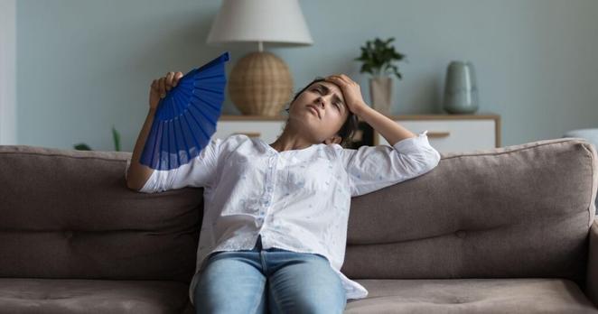 Neurologist reveals how heat affects the brain after NHS issues 'be safe' warning ahead of 29C temperatures
