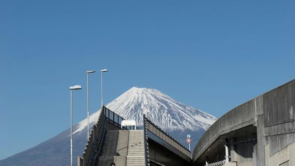 Japan’s ‘perfect Mt Fuji shot’ sparks backlash amid tourist surge