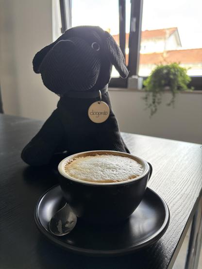 Cappuccino und Dogondo Maskottchen