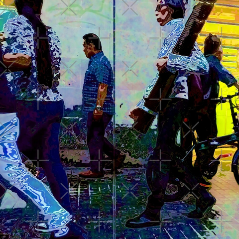 Barcelona digital edited street photography, made with the GNU Image Manipulation Program + Corvo's Painting 5 + Grid BW Color (G'MIC-Qt).
