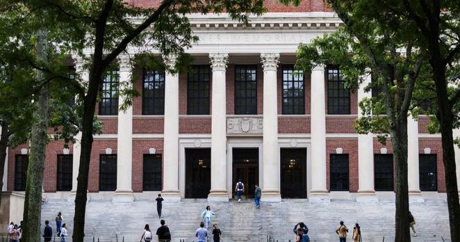 Stephanie Mitchell/Harvard Staff Photographer