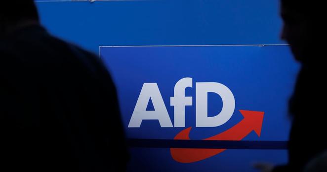 Die AfD hält am Sonnabend in Henstedt-Ulzburg den Landesparteitag ab. Nun kam es am Bürgerhaus zu Sachbeschädigungen.