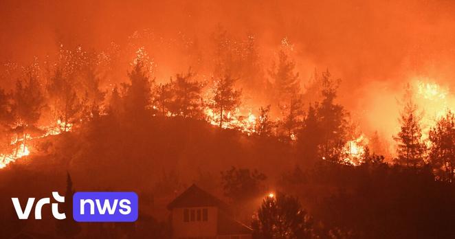 Zuidoost-Europa geteisterd door natuurbranden: recordtemperatuur van 50,5 graden gemeten in Turkije | VRT NWS: nieuws