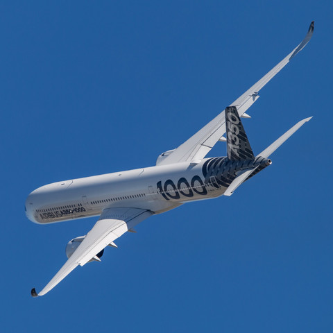 Airbus A350-1000 XWB display at Paris Airshow 2017 #A350 #A3501000 #Airbus #Aircraft #Airplanes #Airshow #Avgeek #Aviation #France #Paris #ParisAirshow #PAS17 #Planes #Travel #XWB