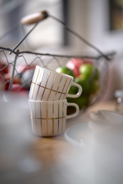 Cups