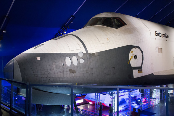 Space Shuttle Orbiter Atmospheric Test Vehicle "Enterprise" #photography #aircraft #avgeek #aircvraftcarrier #carrier #highlight #intrepid #navy #newyork #usnavy (Flickr 04.07.2016) https://www.flickr.com/photos/7489441@N06/28277030836 