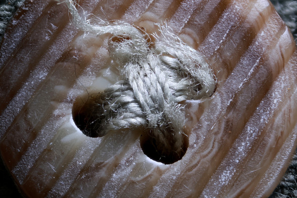 Polyester Resin Shirt Button and Thread