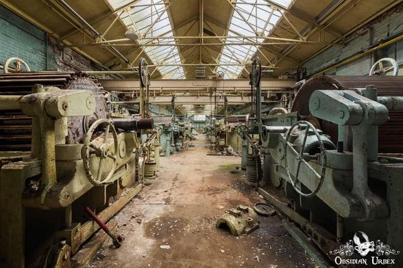 machines in hall