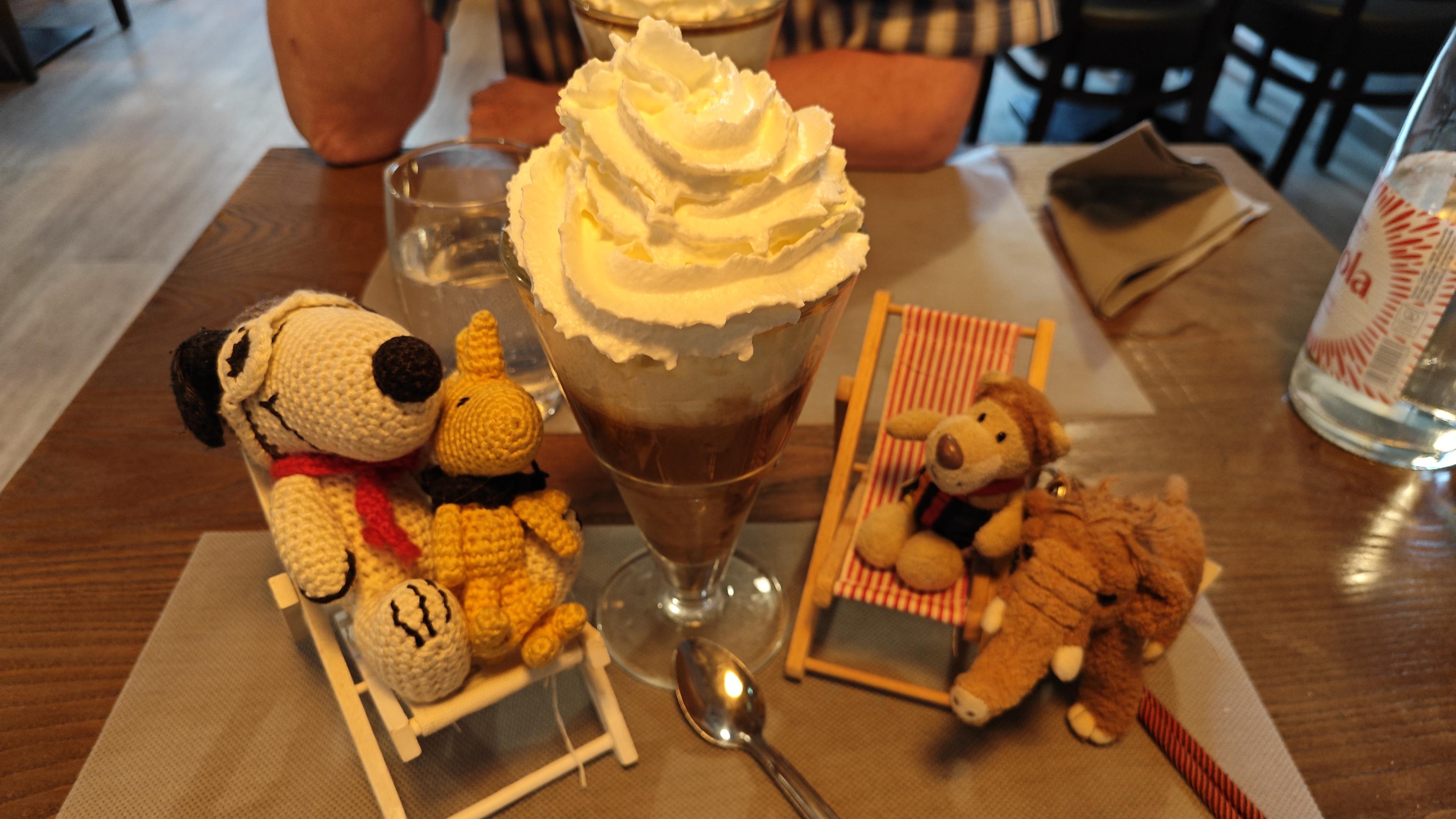 Und hinterher ein Cafe Liegois (klingt doch viel eleganter als 'Eiskaffee').