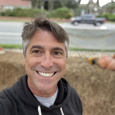 https://cdn.masto.host/podcastindexsocial/accounts/avatars/000/000/985/original/ba38275446d26698.jpeg