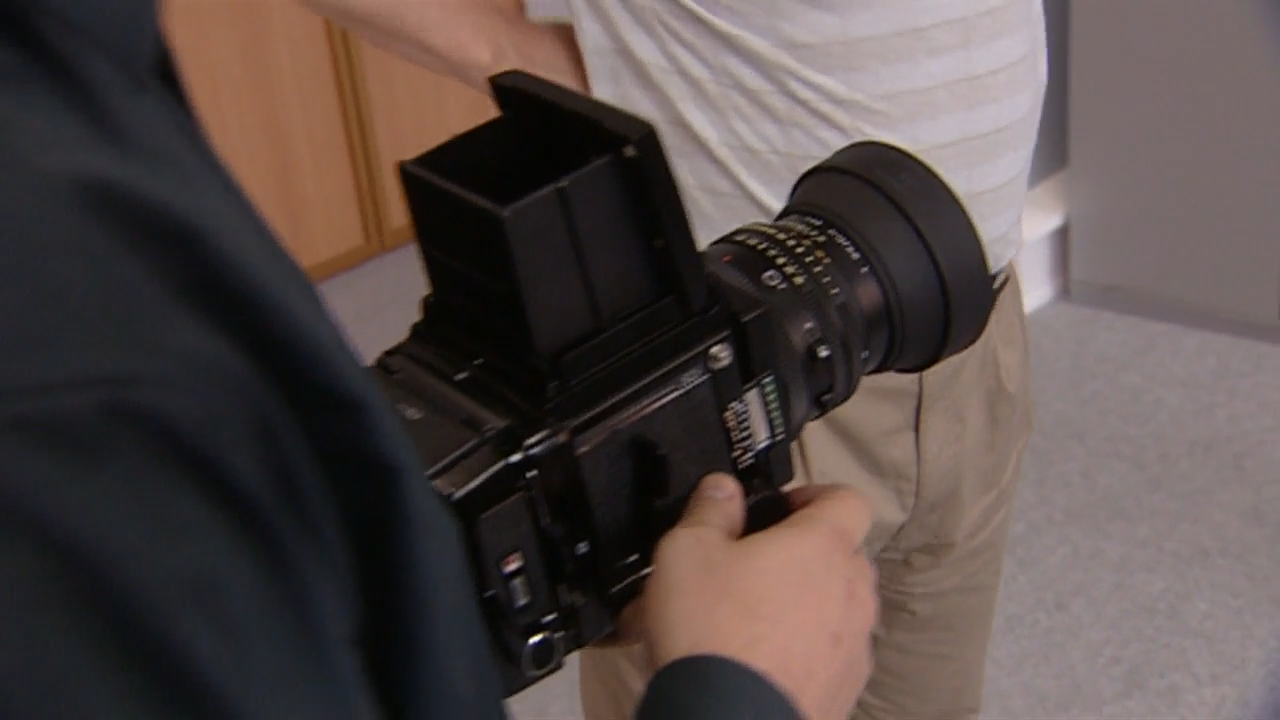 Eine Mittelformat Spiegelreflexkamera Mamiya RB67