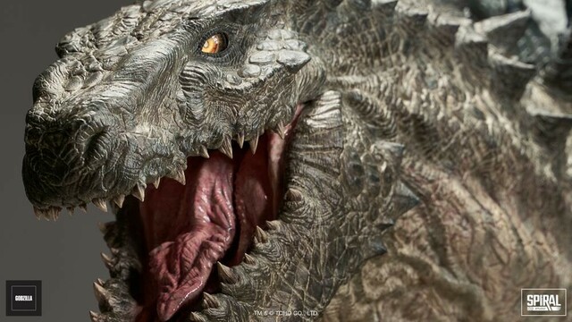 Photo of the Godzilla (1998) The Legacy Series: Tanaka Kenichi Modeling Collection Zilla Limited Edition Statue zoomed in to display the sculpting detail of the head portrait.
