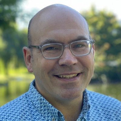 Jonathan Peelle