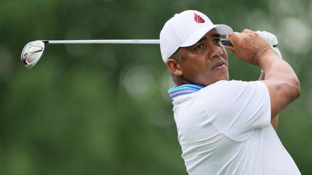 PGA Championship: Rakes, snakes, an ace and Vegas reigns supreme in second round
