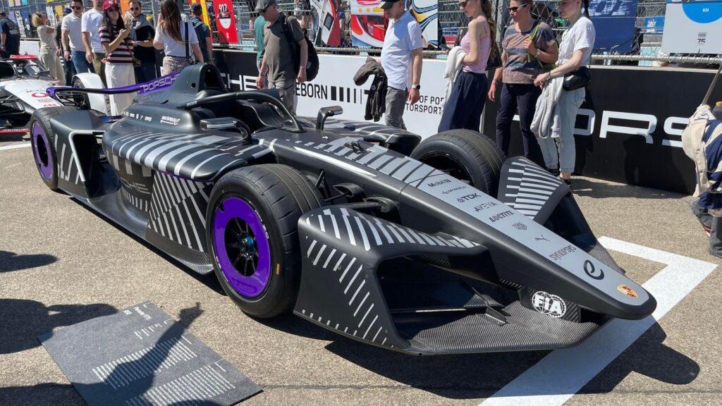 Formula E 使用人工智能教会电动汽车更智能地管理能源