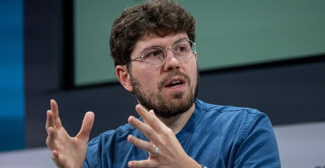 Key Speakers At Bloomberg Technology Summit