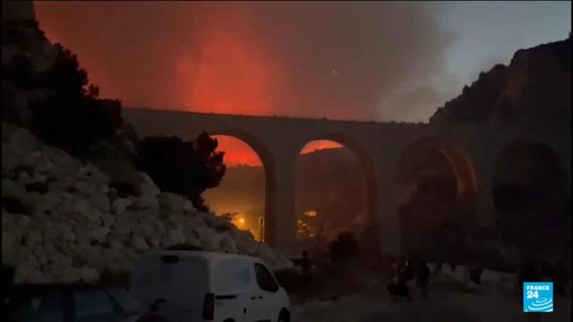 Firefighters tackling a wildfire north west of Marseille. | © France 24