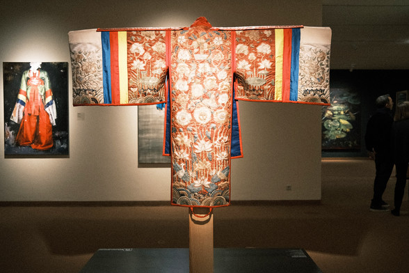 Photo of an hwarot, the upper garment of a Korean wedding robe, Joseon Dynasty (1392-1910), Korea, 19th century.