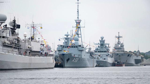 Doppel-Manöver von Nato und Russland: Droht jetzt der große Ostsee-Knall? | Politik