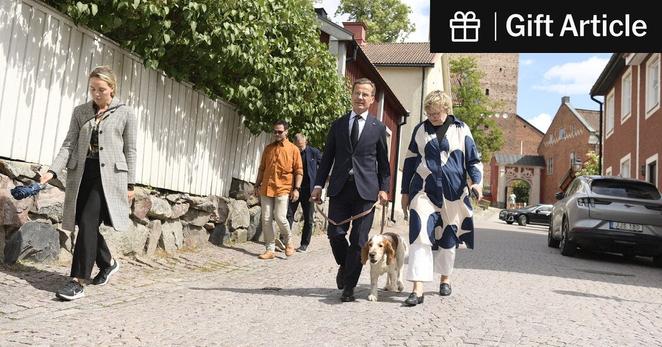 Prime Minister Ulf Kristersson of Sweden with his wife, Birgitta Ed, in 2024. Fitness data from bodyguards gave away the location of his private residence, a newspaper report found.
