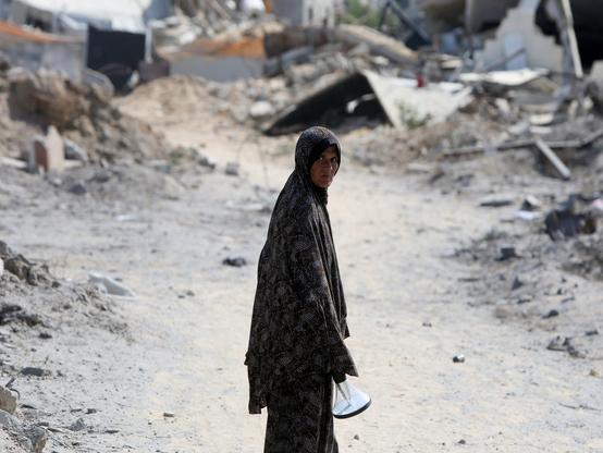 Trump says Israel will ‘preside over’ US aid distribution in Gaza | Israel-Palestine conflict News