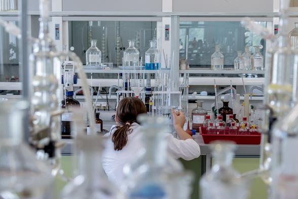 Research and Development – Greece Lags Behind EU, Ranks 19th