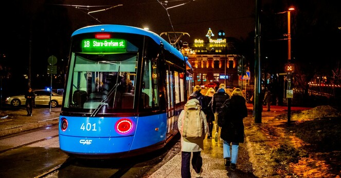 Trikk på trikkestopp i Oslo