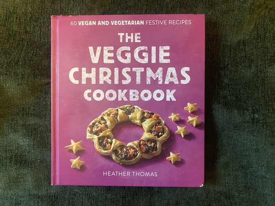 The Veggie Christmas Cookbook av Heather Thomas. 