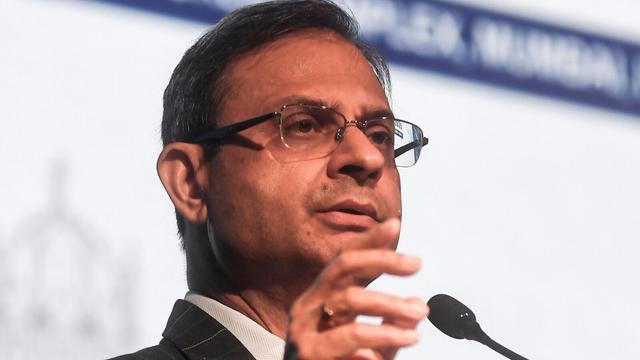 RBI Governor Sanjay Malhotra on mindset of Indian youth towards MNC jobs vs entrepreneurship: ‘When I left college…’