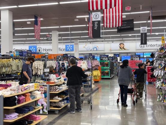US consumer confidence slumps to an almost five-year low