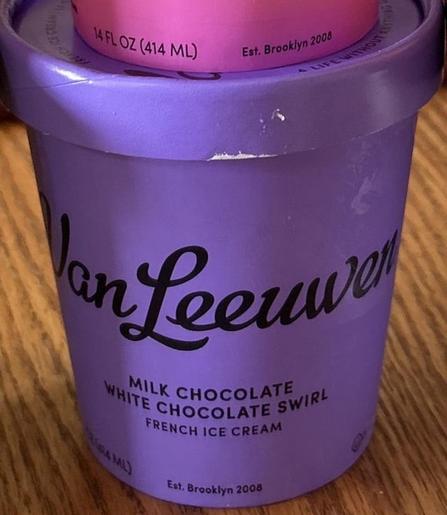 Van Leeuwen Milk Chocolate White Chocolate Swirl Review