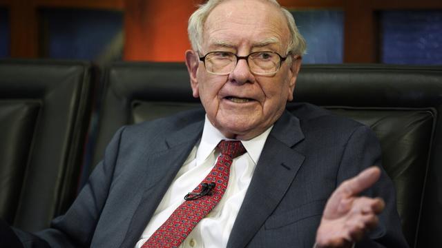 Warren Buffett says he wants to retire from Berkshire Hathaway at end of year