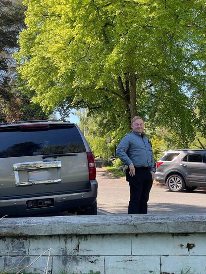 This karen bought a house next to Seattle's most famous skinny dipping spot and now he's mad that there's naked people he can see from his house.